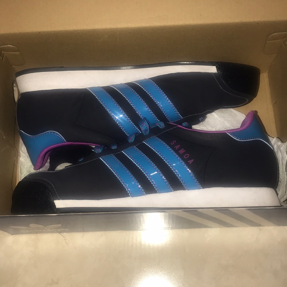 Adidas Samoa women’s shoes